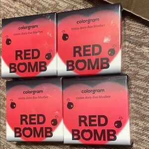 Colorgram Red Bomb Tintin Dory Duo Blusher - Red